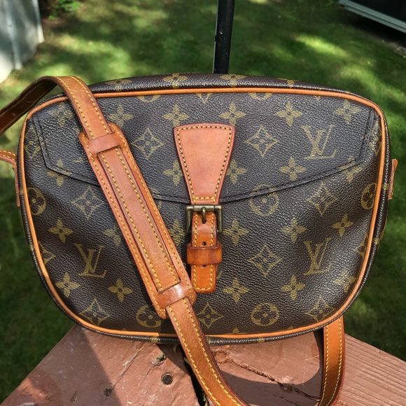 Louis Vuitton Handbags - Louis Vuitton Jeune Fille GM
